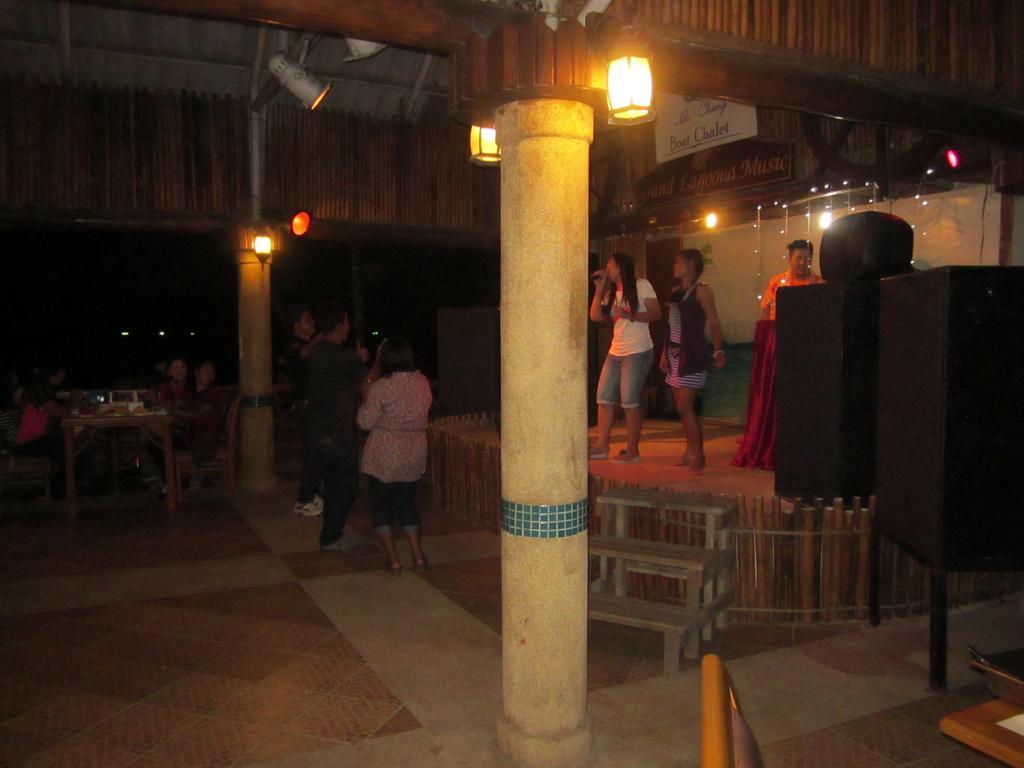 Koh Chang Boat Chalet Екстериор снимка
